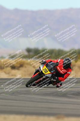 media/Feb-07-2025-CVMA Friday Practice (Fri) [[7034960ba2]]/3-Racer 3-NRS/Session 4 (Turn 16)/